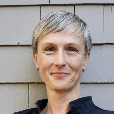 Dr. Sara Ellison